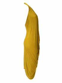 Robe en jersey de soie de luxe drapée jaune + bonnet foulard en jersey vert et cuir de soie