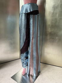 ORION VEIL(MEN) ：Asymmetric Metallic Leather Hybrid Trousers