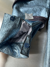 ORION VEIL(MEN) ：Asymmetric Metallic Leather Hybrid Trousers